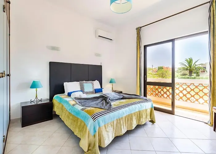 Villa Palmeiras - Serene Private Albufeira